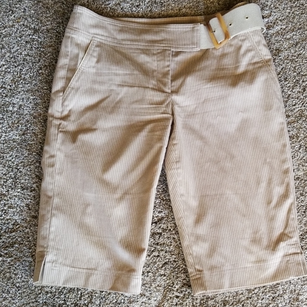 Cache Capris